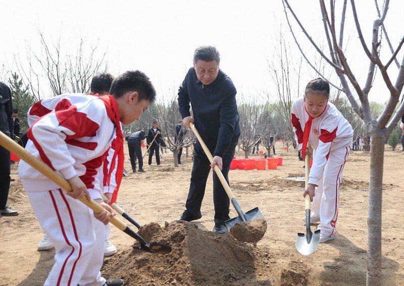 习近平 0403 04.jpg